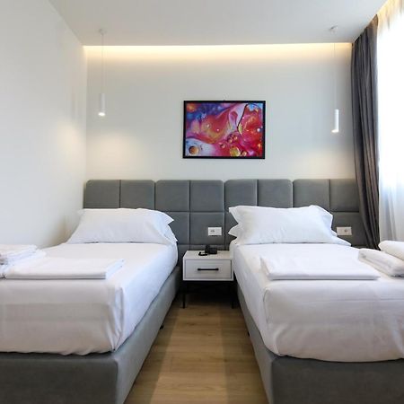N Hotel City Center By Noshi Tiranë Eksteriør bilde