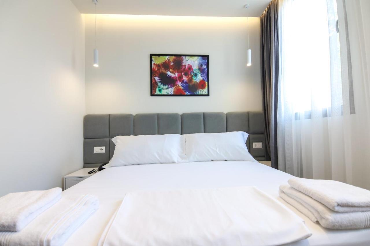 N Hotel City Center By Noshi Tiranë Eksteriør bilde