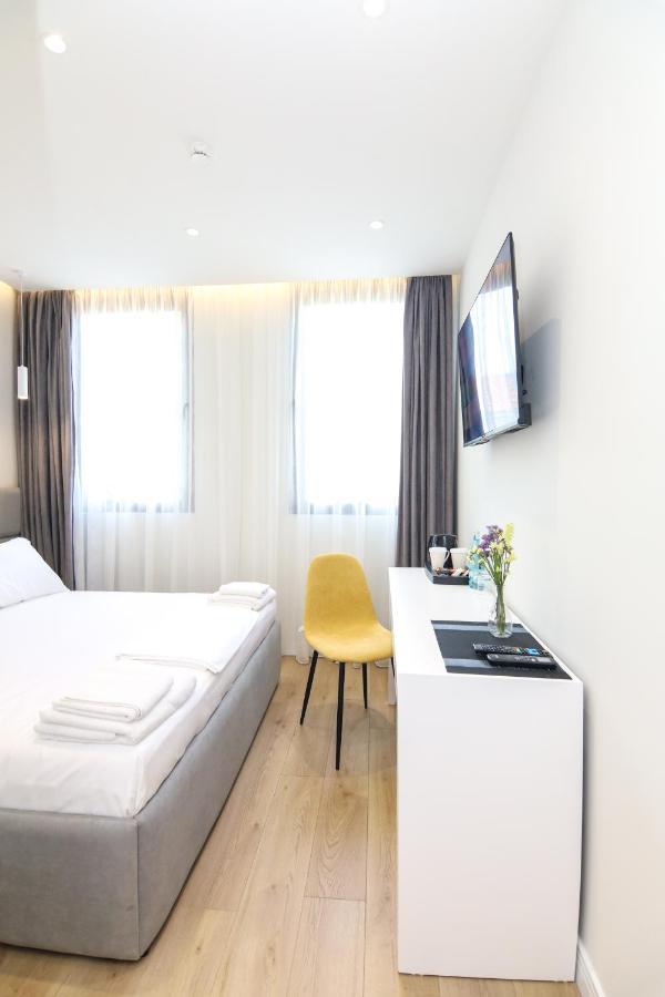 N Hotel City Center By Noshi Tiranë Eksteriør bilde