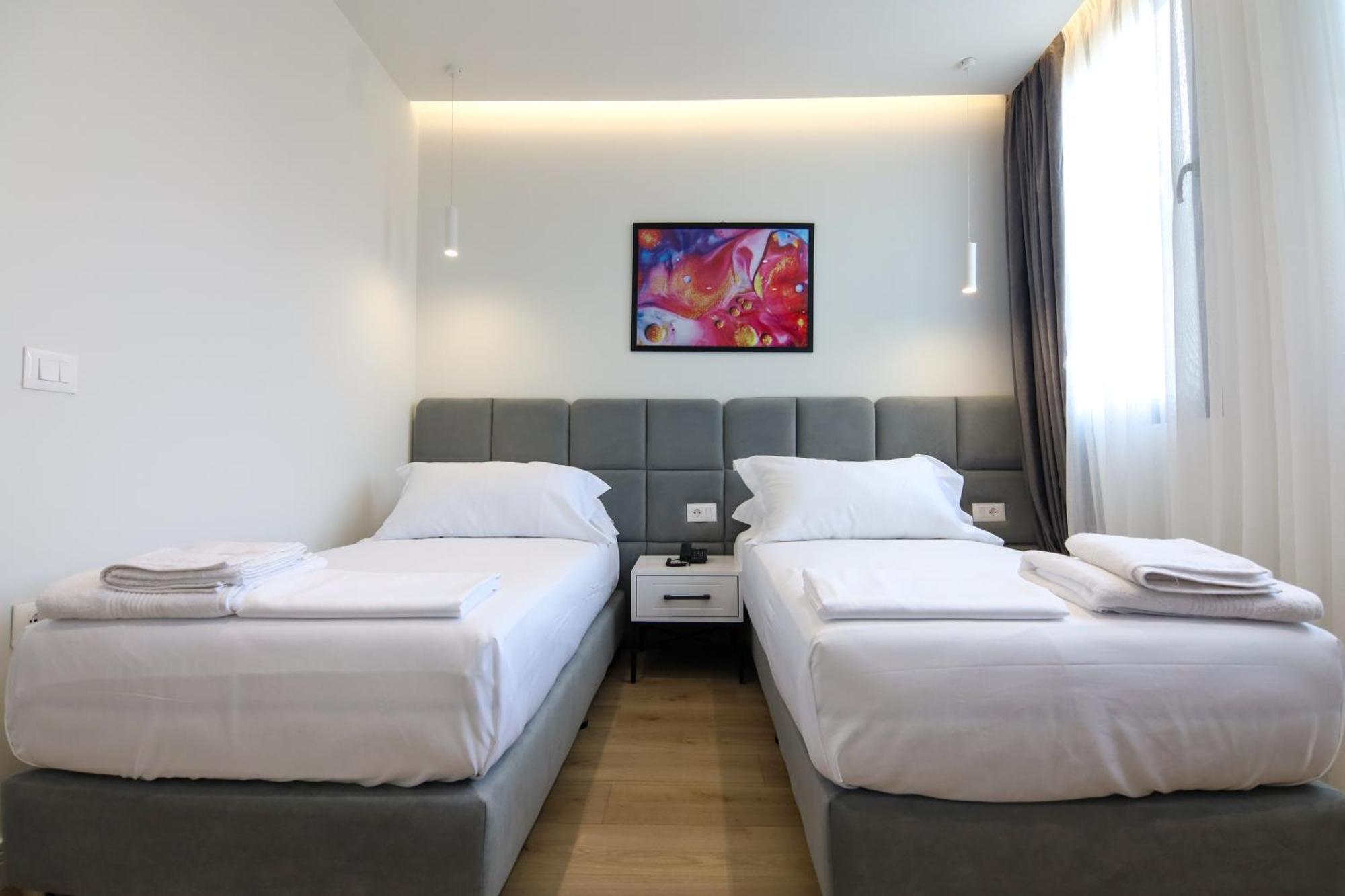 N Hotel City Center By Noshi Tiranë Eksteriør bilde